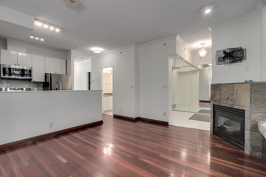 936 Richards Street Vancouver, BC - 6