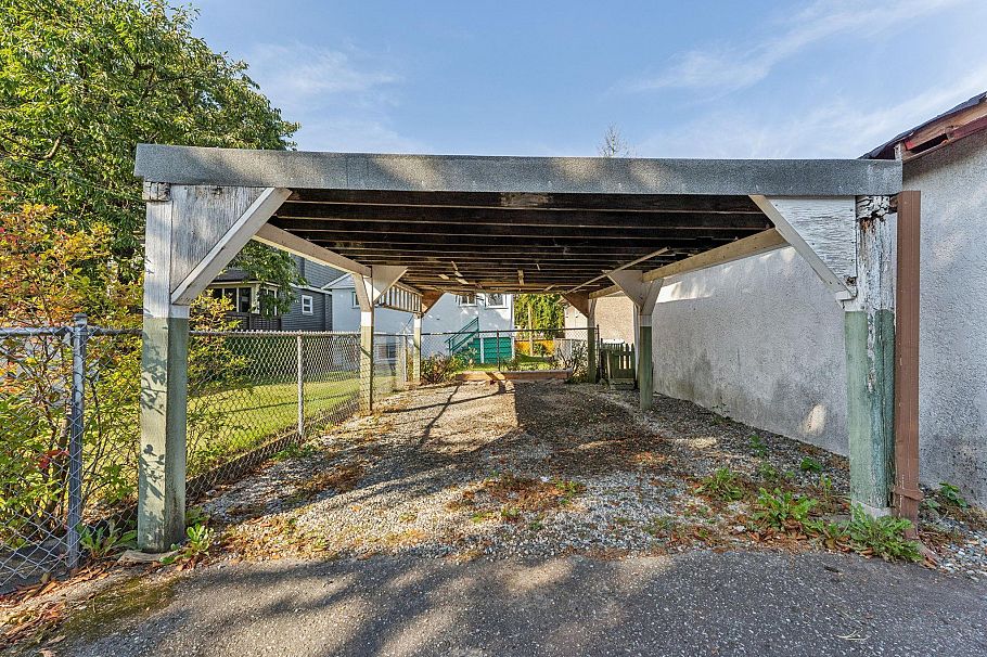 4182 Prince Edward Street Vancouver, BC - 5