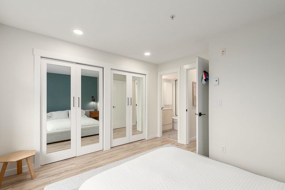 2272 St. George Street Vancouver, BC - 13