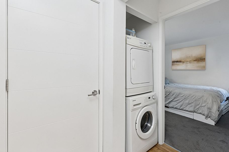 1A 1048 E 7th Avenue Vancouver, BC - 16