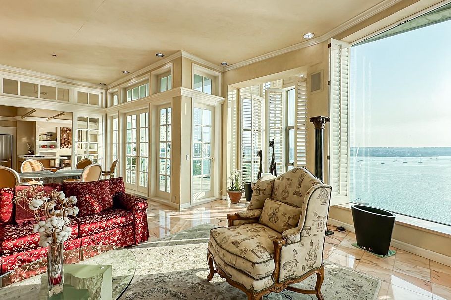 17 1861 Beach Avenue Vancouver, BC - 19