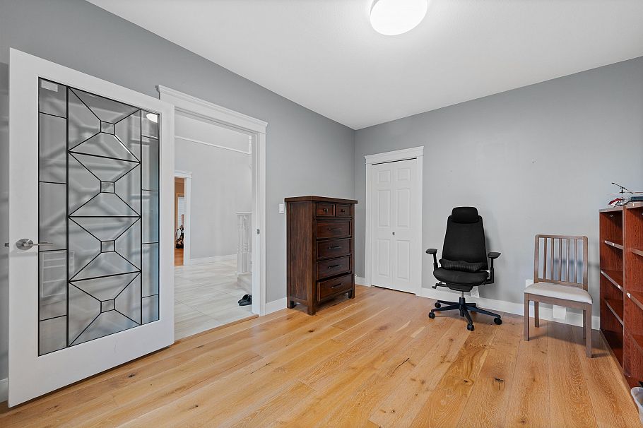 4053 W 38th Avenue Vancouver, BC - 5