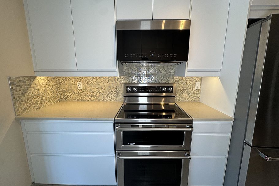 411 456 Moberly Road Vancouver, BC - 11