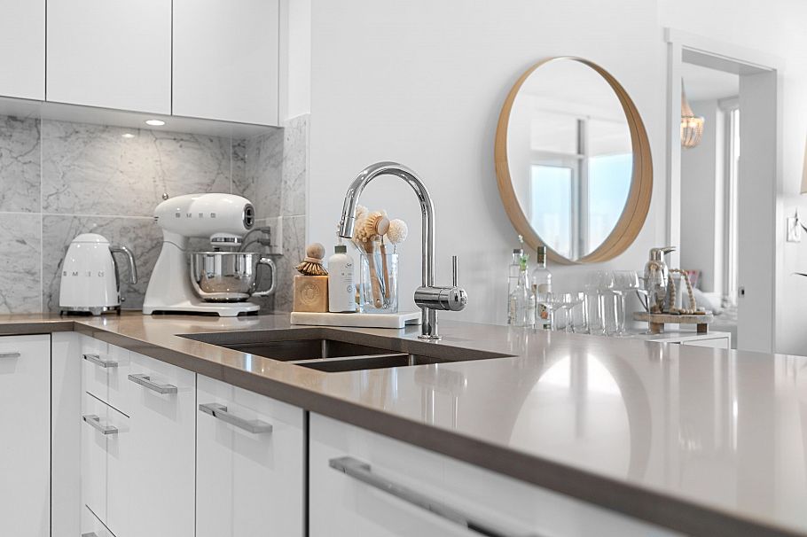 1308 118 Carrie Cates Court North Vancouver, BC - 15