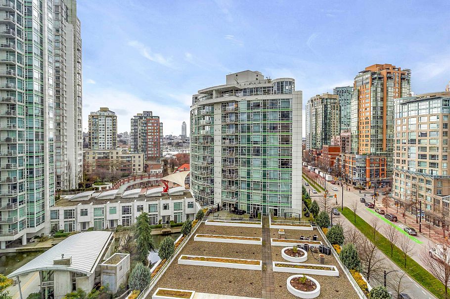 1101 198 Aquarius Mews Vancouver, BC - 14
