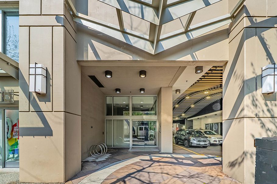 407 933 Hornby Street Vancouver, BC - 36