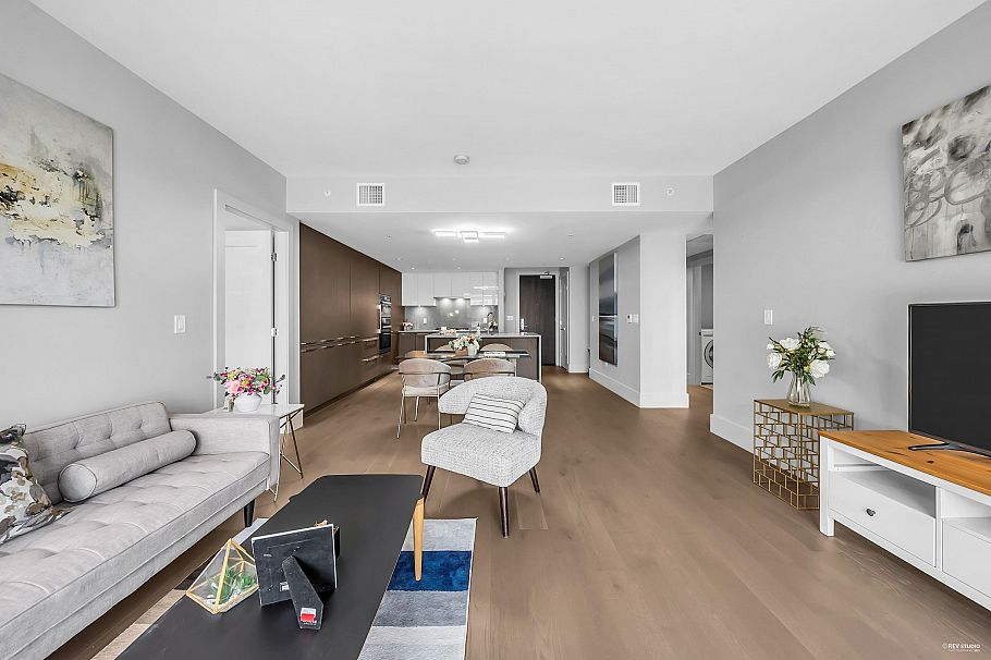 204 2089 W 43rd Avenue Vancouver, BC - 2