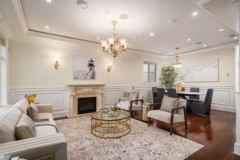 3716 W 17th Avenue Vancouver, BC - 5