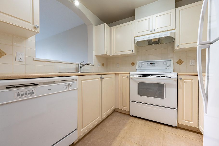 603 538 W 45th Avenue Vancouver, BC - 5