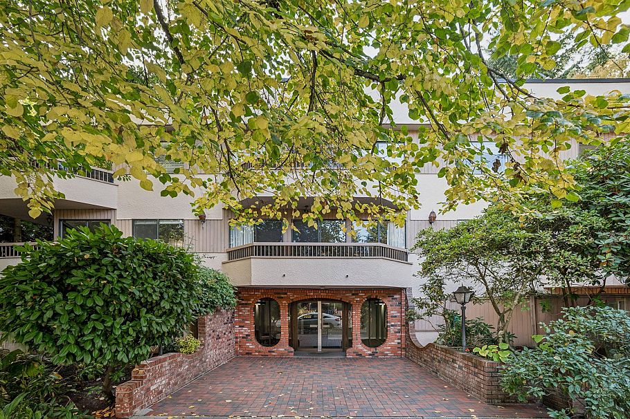 104 2190 W 8th Avenue Vancouver, BC - 24