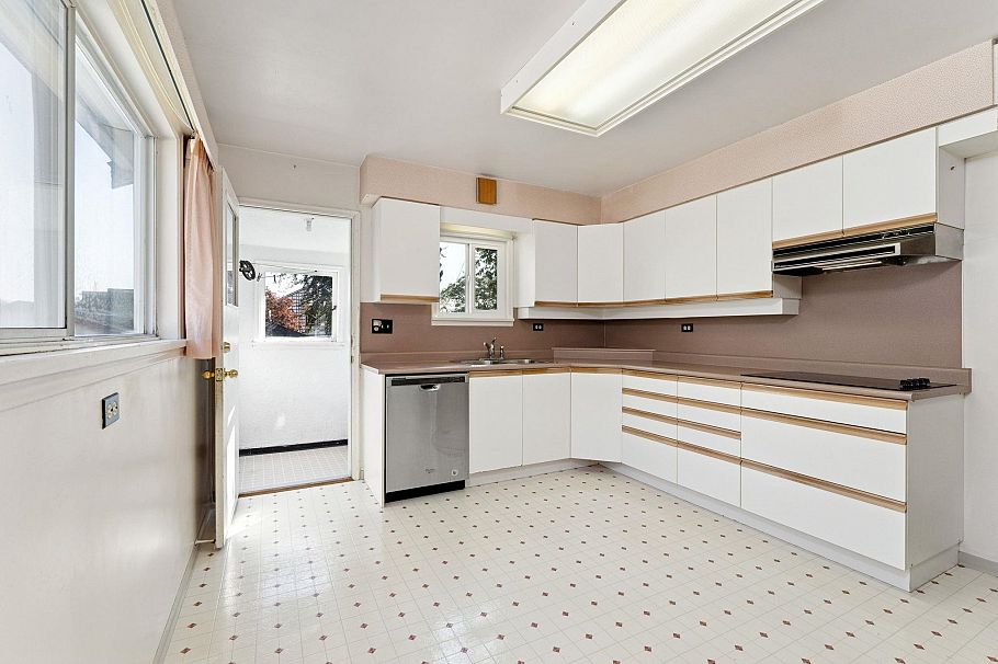 4182 Prince Edward Street Vancouver, BC - 13