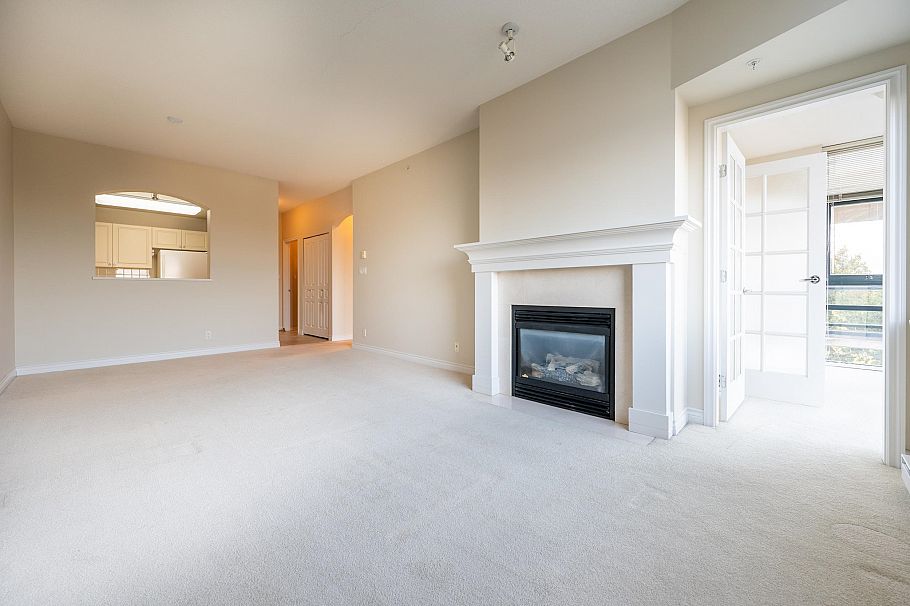 603 538 W 45th Avenue Vancouver, BC - 3