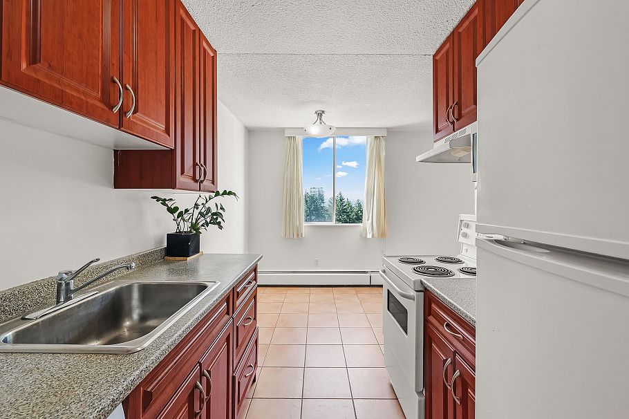 911 2016 Fullerton Avenue North Vancouver, BC - 4