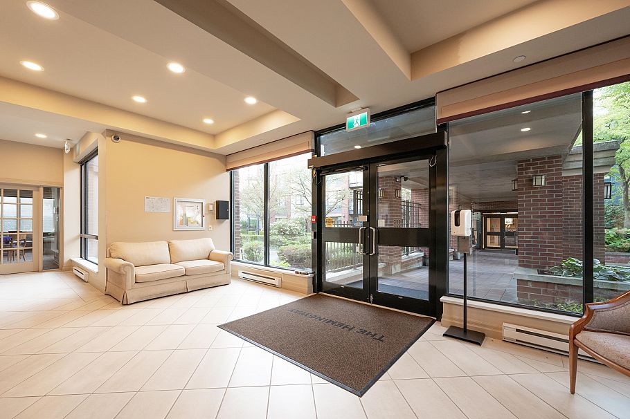 603 538 W 45th Avenue Vancouver, BC - 31