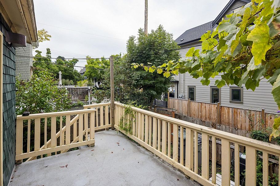 2239 Stephens Street Vancouver, BC - 27