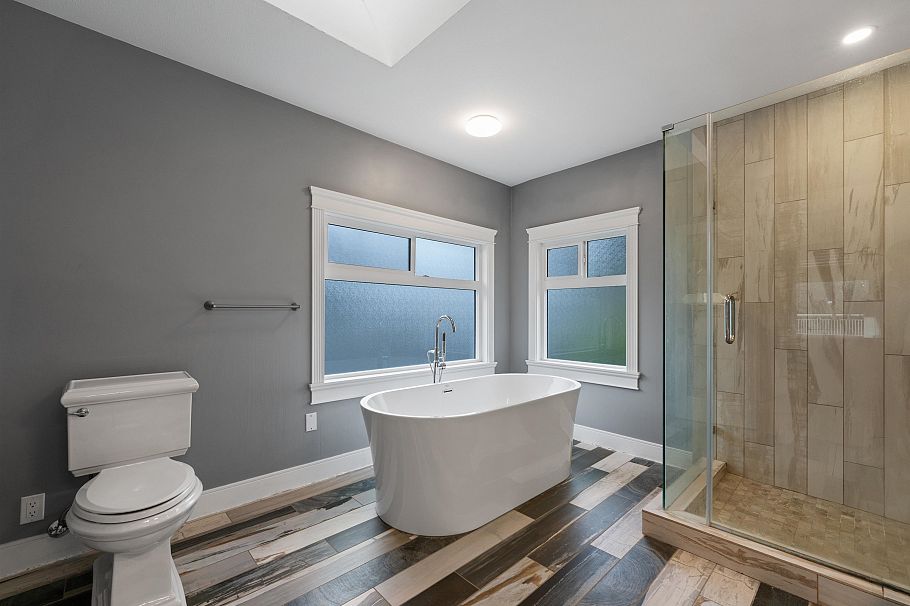 4053 W 38th Avenue Vancouver, BC - 20