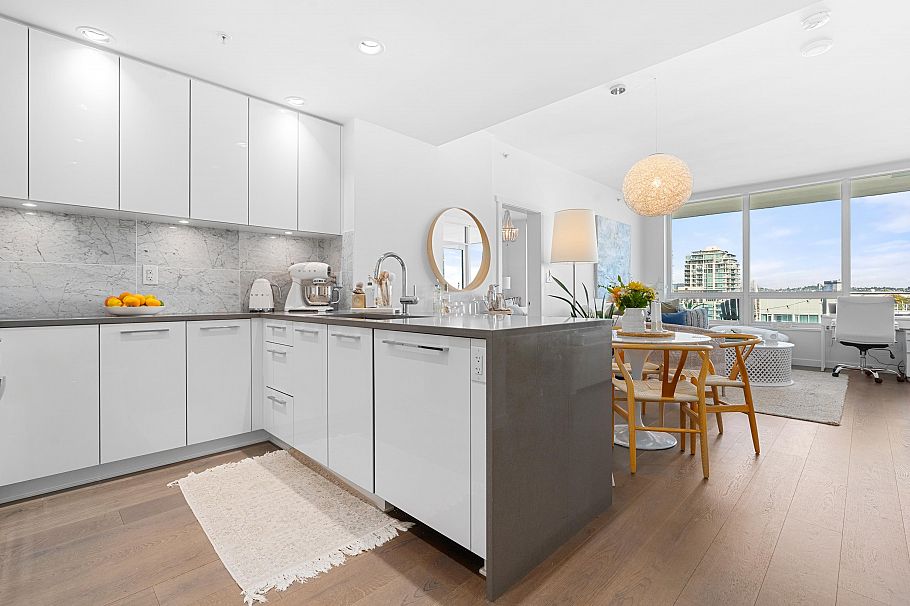 1308 118 Carrie Cates Court North Vancouver, BC - 14