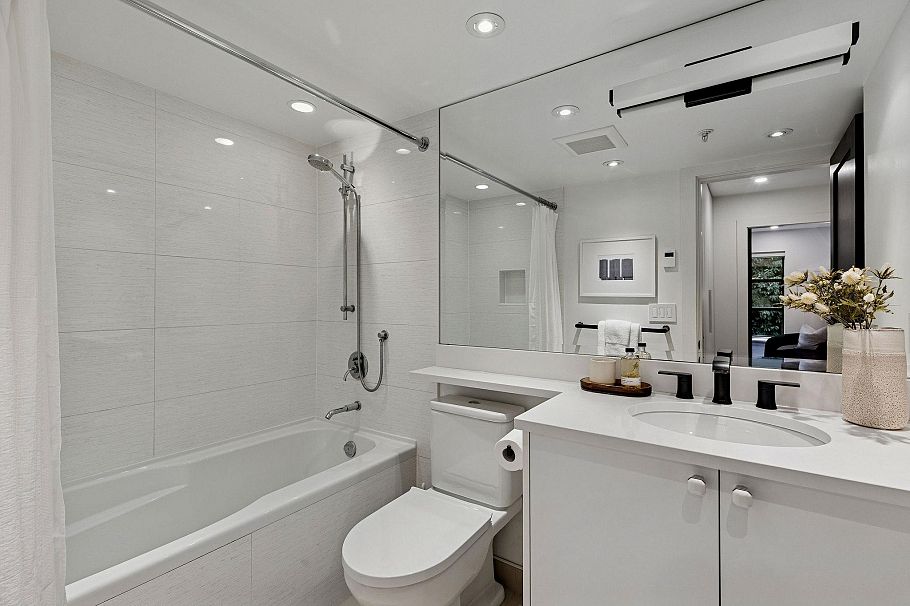 104 2119 Yew Street Vancouver, BC - 27