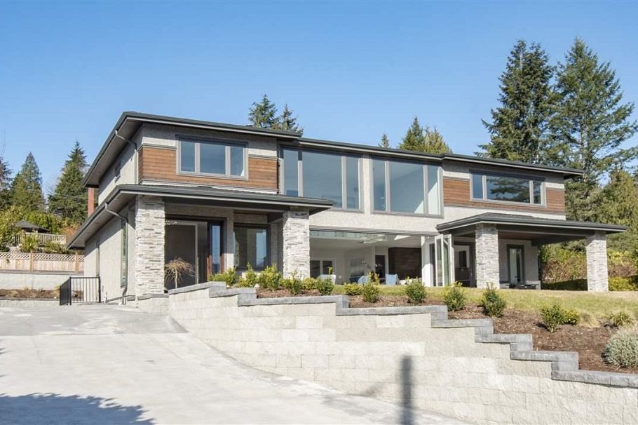 9XX BEACHVIEW DRIVE, North Vancouver BC V7G 1P8 North Vancouver, BC - 1