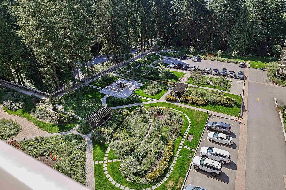 911 2016 Fullerton Avenue North Vancouver, BC - 32