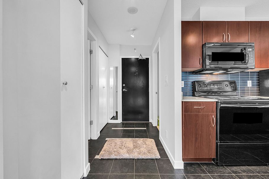 407 933 Hornby Street Vancouver, BC - 4