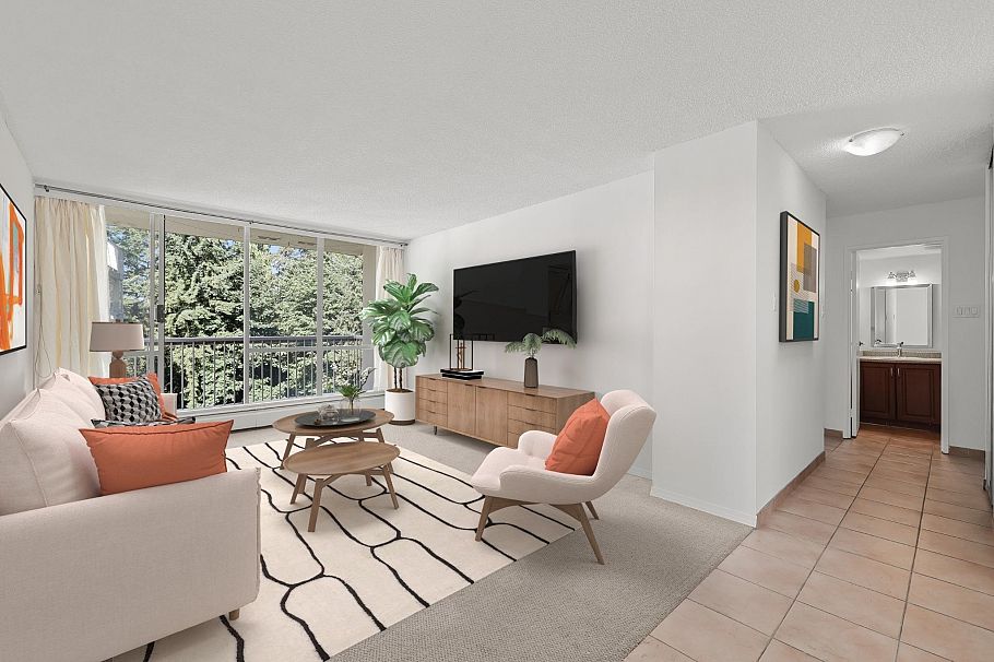 911 2016 Fullerton Avenue North Vancouver, BC - 1