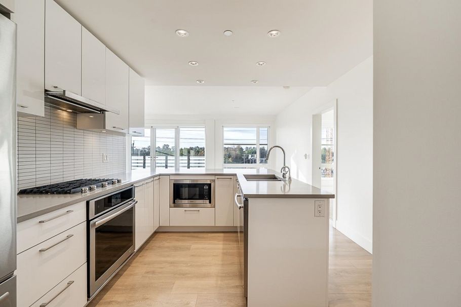 515 3488 Sawmill Crescent Vancouver, BC - 6