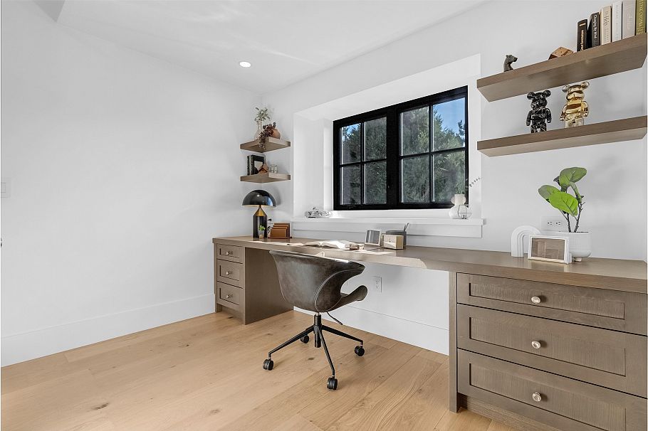 1 2565 Dundas Street Vancouver, BC - 18