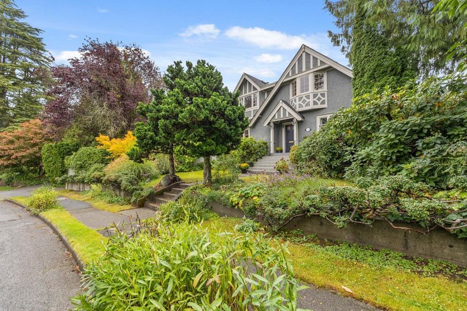 1926 Aspen Avenue Vancouver, BC - 3