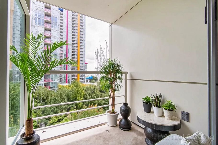 816 161 W Georgia Street Vancouver, BC - 24