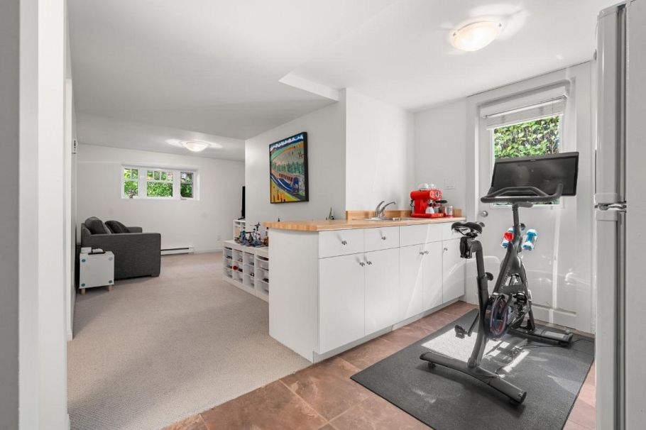 6591 Vine Street Vancouver, BC - 30