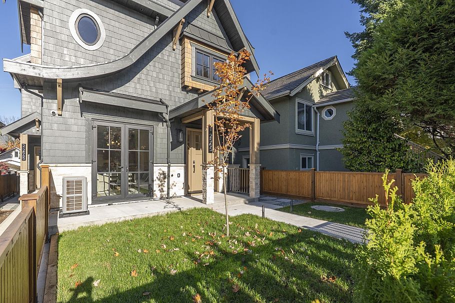 1 2565 Dundas Street Vancouver, BC - 28