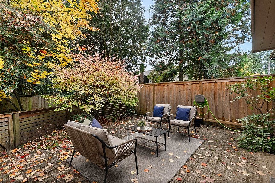 2307 Mountain Highway North Vancouver, BC - 31