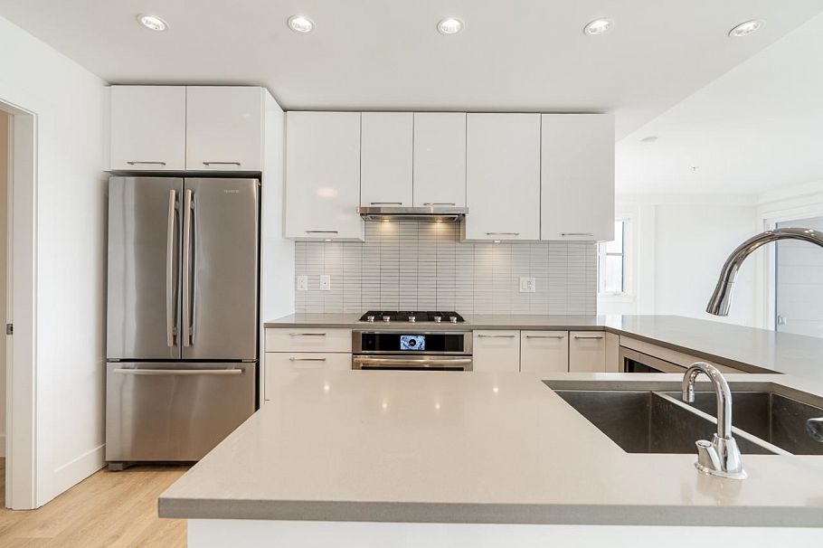 515 3488 Sawmill Crescent Vancouver, BC - 5