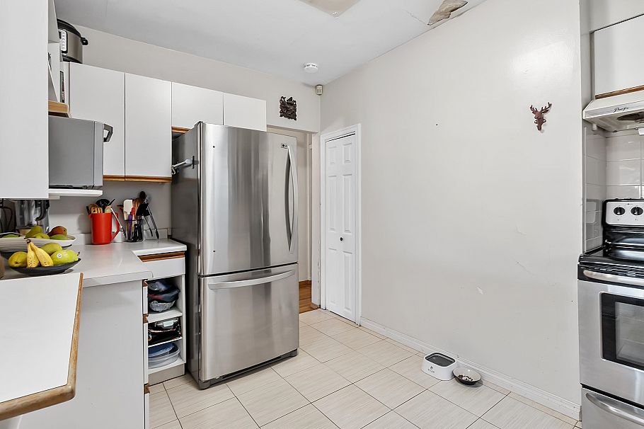 4833 Henry Street Vancouver, BC - 19