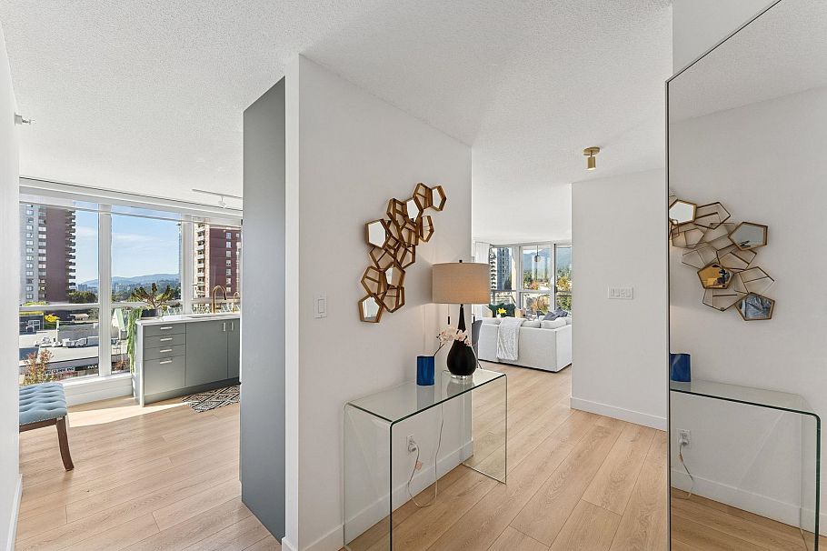 601 108 E 14th Street North Vancouver, BC - 15