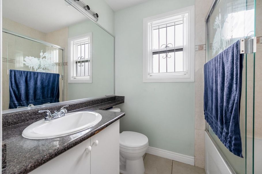 4694 Mchardy Street Vancouver, BC - 19