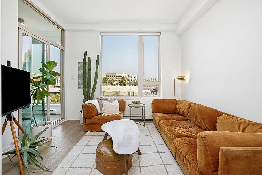 308 688 E 17th Avenue Vancouver, BC - 3