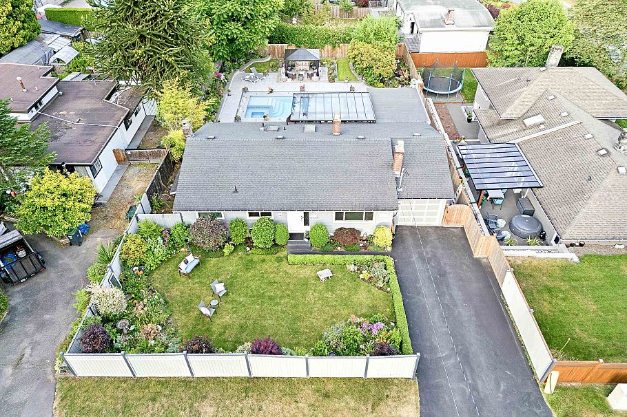 1350 Berkley Road North Vancouver, BC - 22