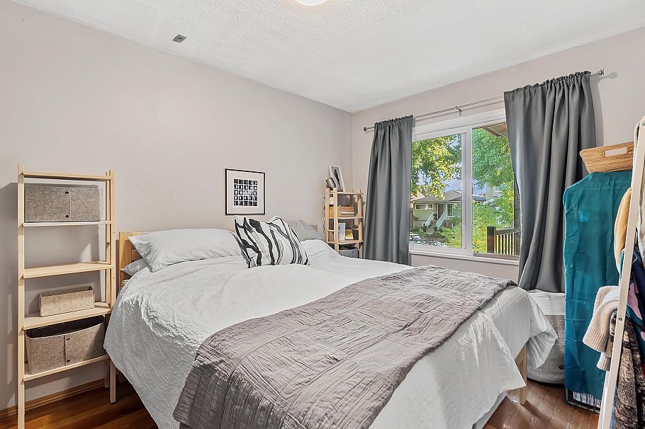 4833 Henry Street Vancouver, BC - 10
