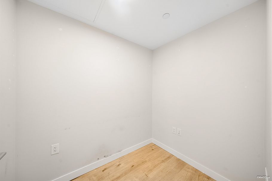 1606 3430 E Kent Avenue Vancouver, BC - 15