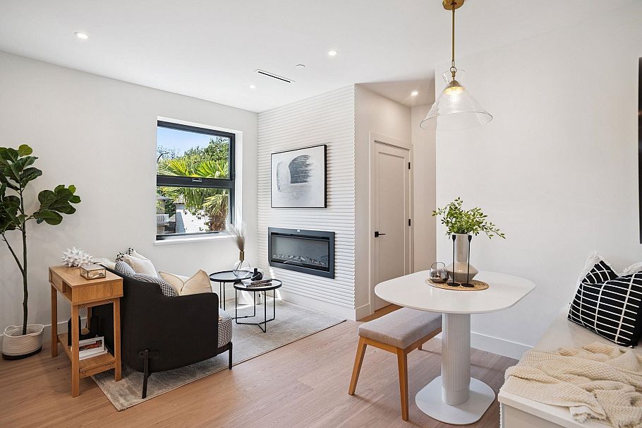 1 1915 E 3rd Avenue Vancouver, BC - 3