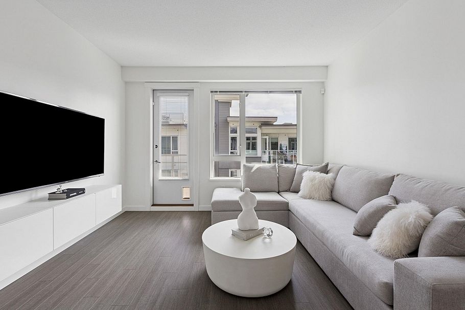 501 277 W 1st Street North Vancouver, BC - 4