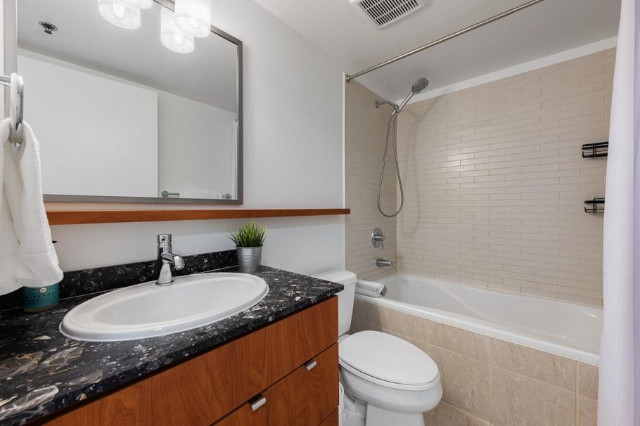 1102 822 Seymour Street Vancouver, BC - 12