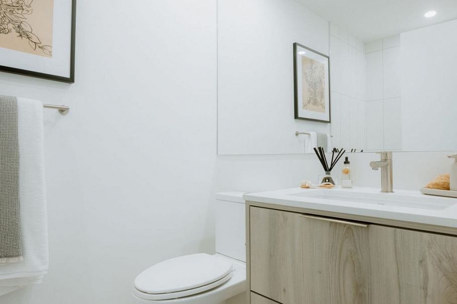 616 3594 Malsum Drive North Vancouver, BC - 10