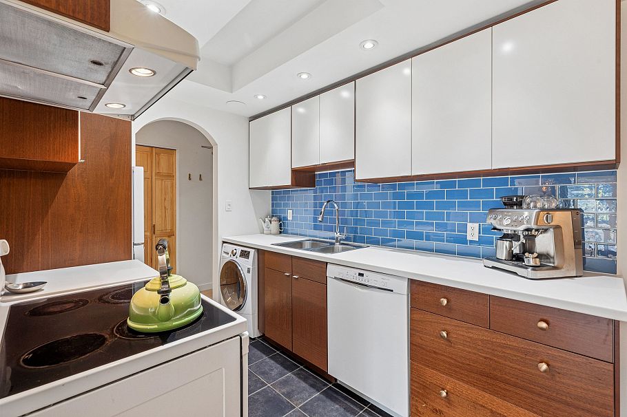 212 1420 E 8th Avenue Vancouver, BC - 12