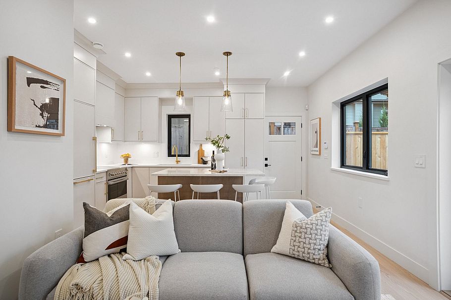 1917 3rd Avenue Vancouver, BC - 4