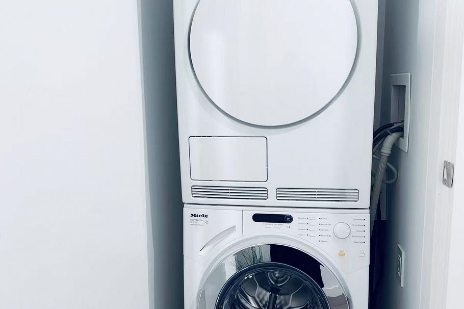 4510 1480 Howe Street Vancouver, BC - 9