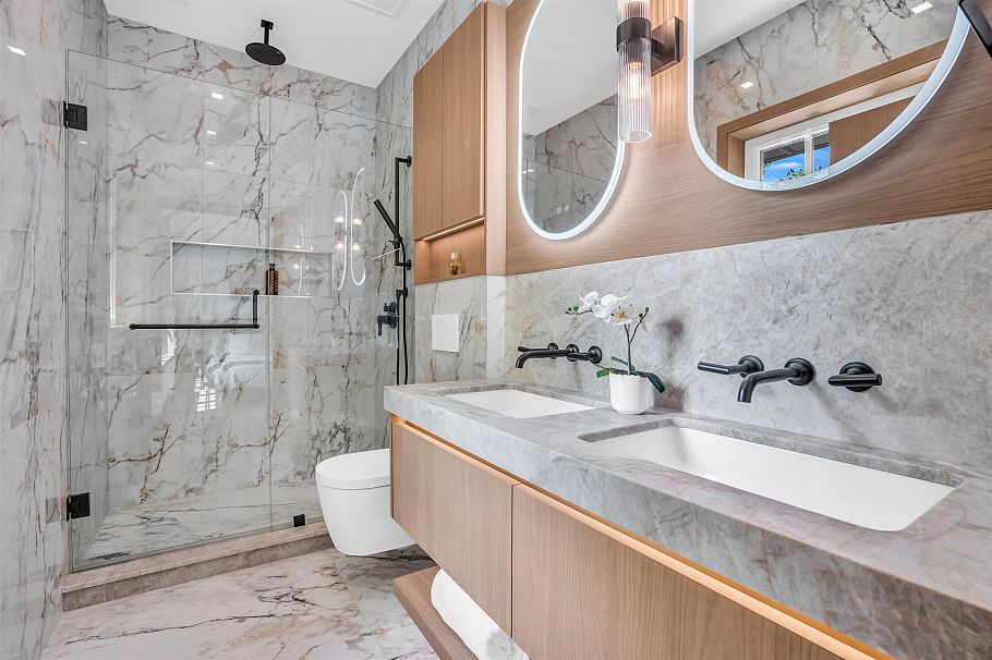 4029 W 33rd Avenue Vancouver, BC - 12