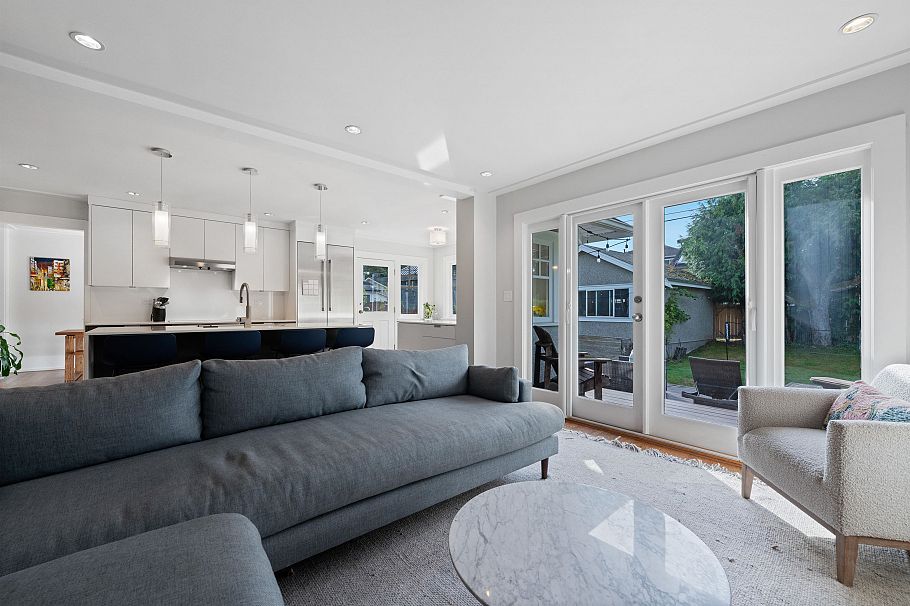 2138 W 21st Avenue Vancouver, BC - 17